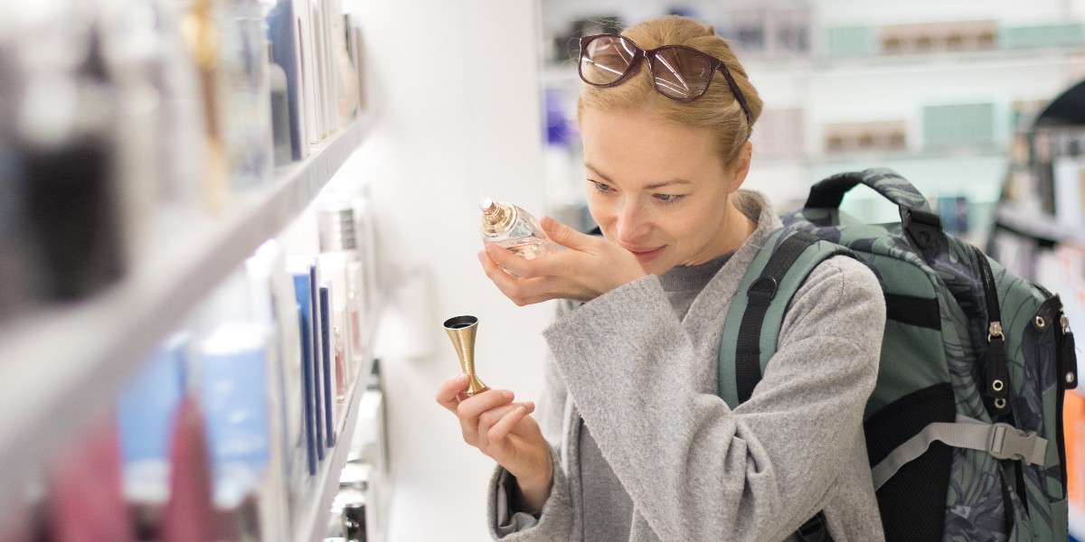 Optimieren Sie die Erfahrungen von Flughafenpassagieren mit Customer